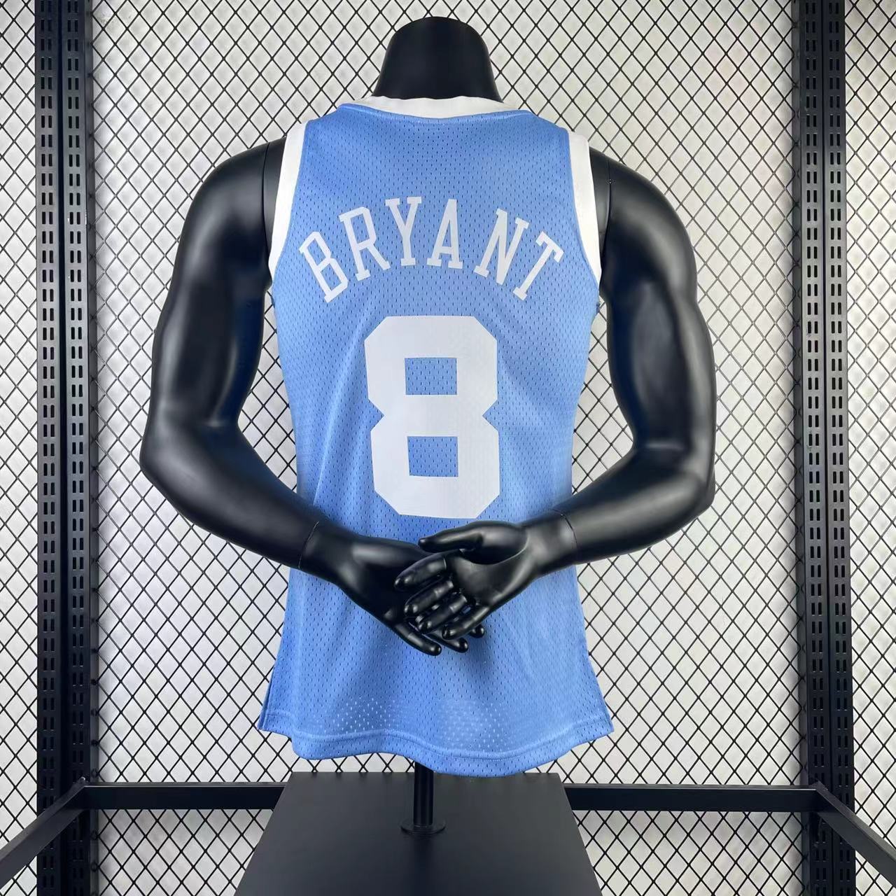 Camisola Mitchell & Ness Los Angeles Lakers Alternate Kobe Bryant 2004-2005 Azul