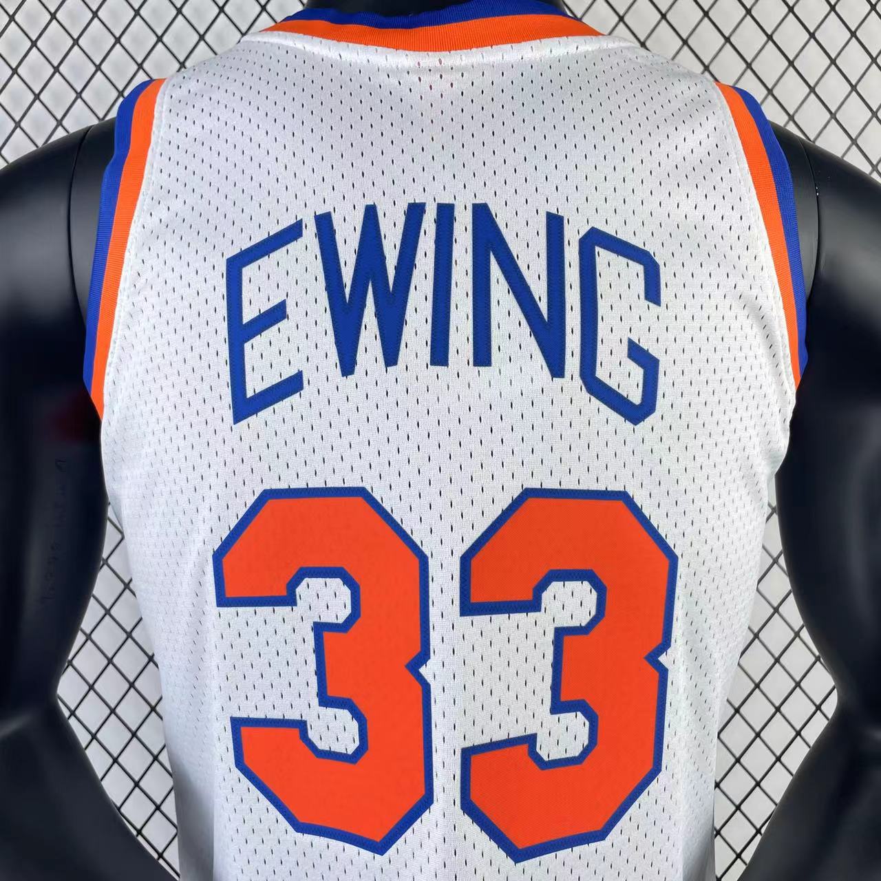 Camisola Mitchell & Ness New York Knicks Patrick Ewing 1985-86 Branca