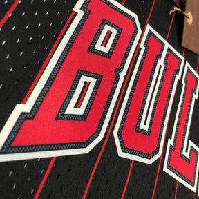 Camisola Mitchell & Ness Chicago Bulls 1995-1996 Preta