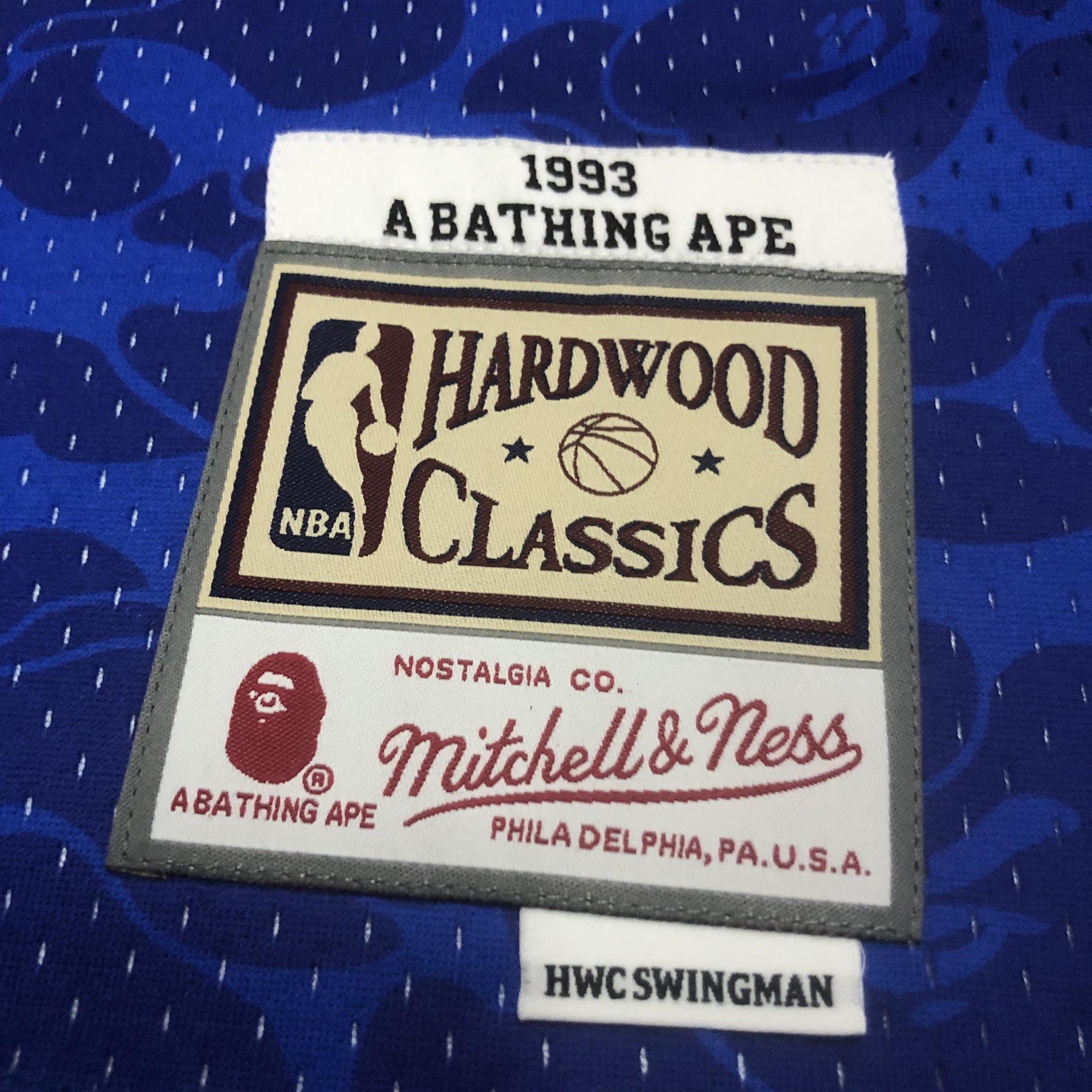 Camisola Mitchell & Ness x BAPE - Brooklyn Nets Azul