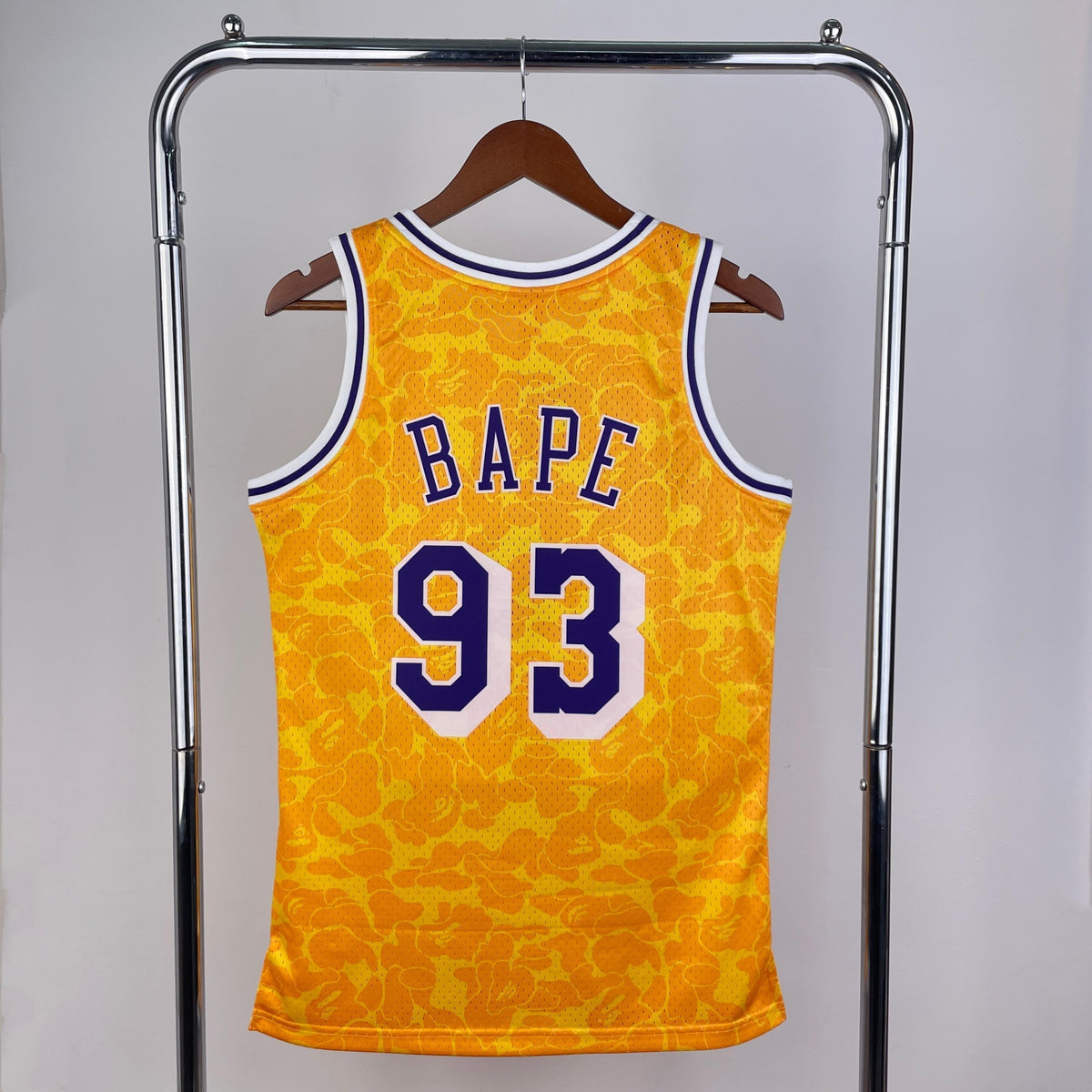 Camisola Mitchell & Ness x BAPE - Los Angeles Lakers