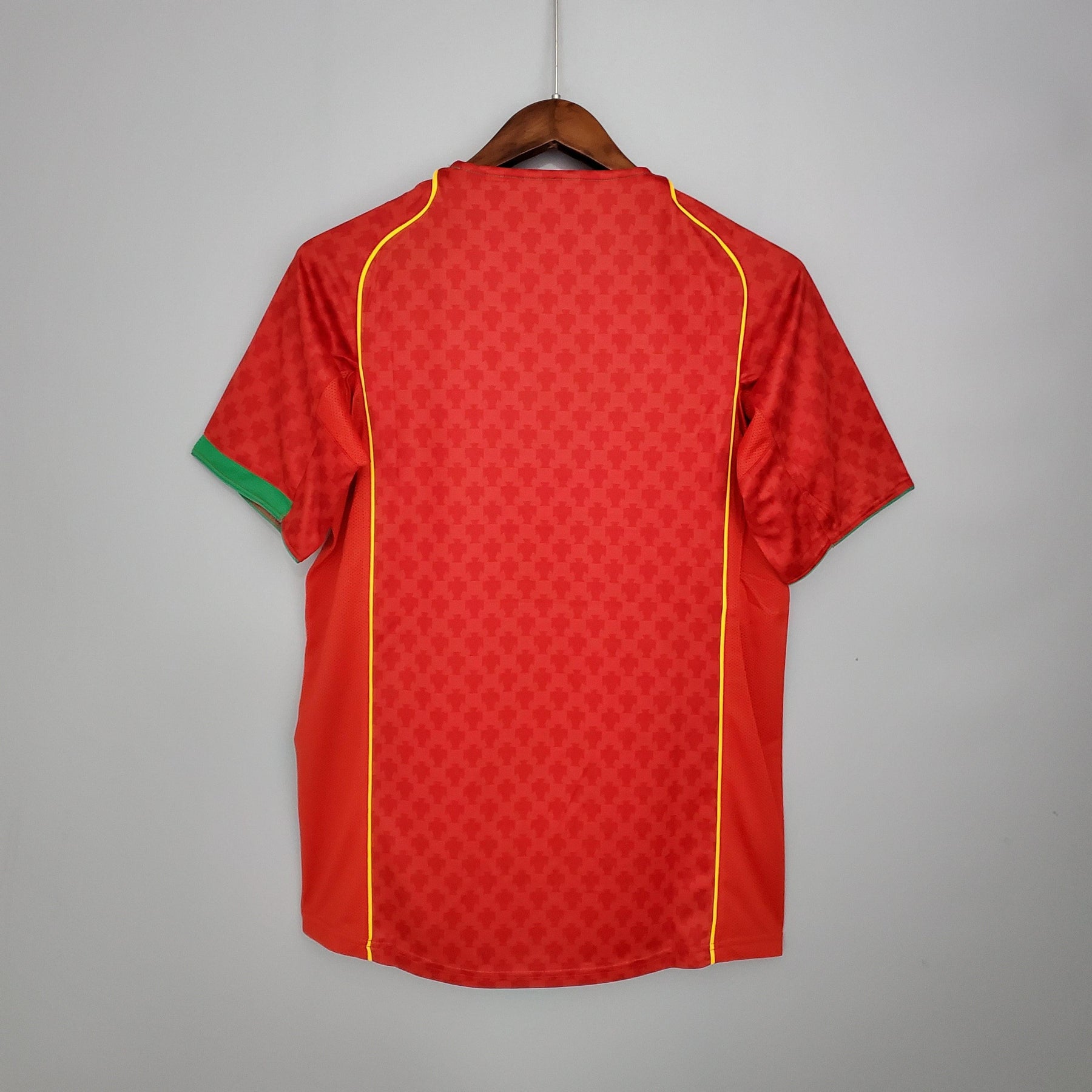 Camisola Retrô Seleção Portugal 2004/04 Home