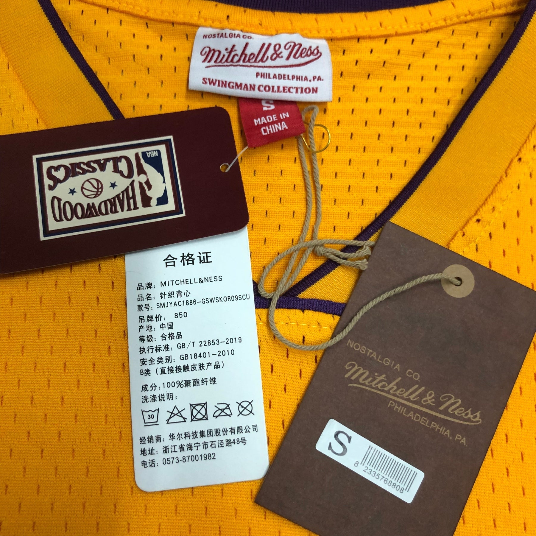 Camisola Mitchell & Ness  Los Angeles Lakers 1999-00 Dourada