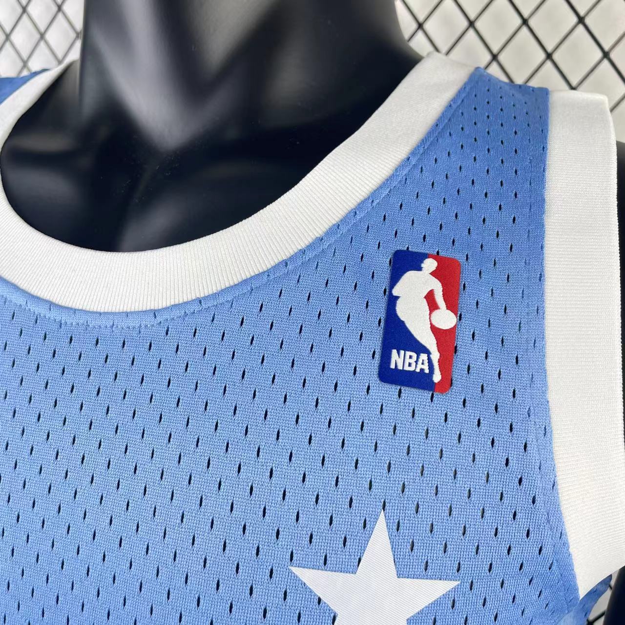 Camisola Mitchell & Ness Los Angeles Lakers Alternate Kobe Bryant 2004-2005 Azul