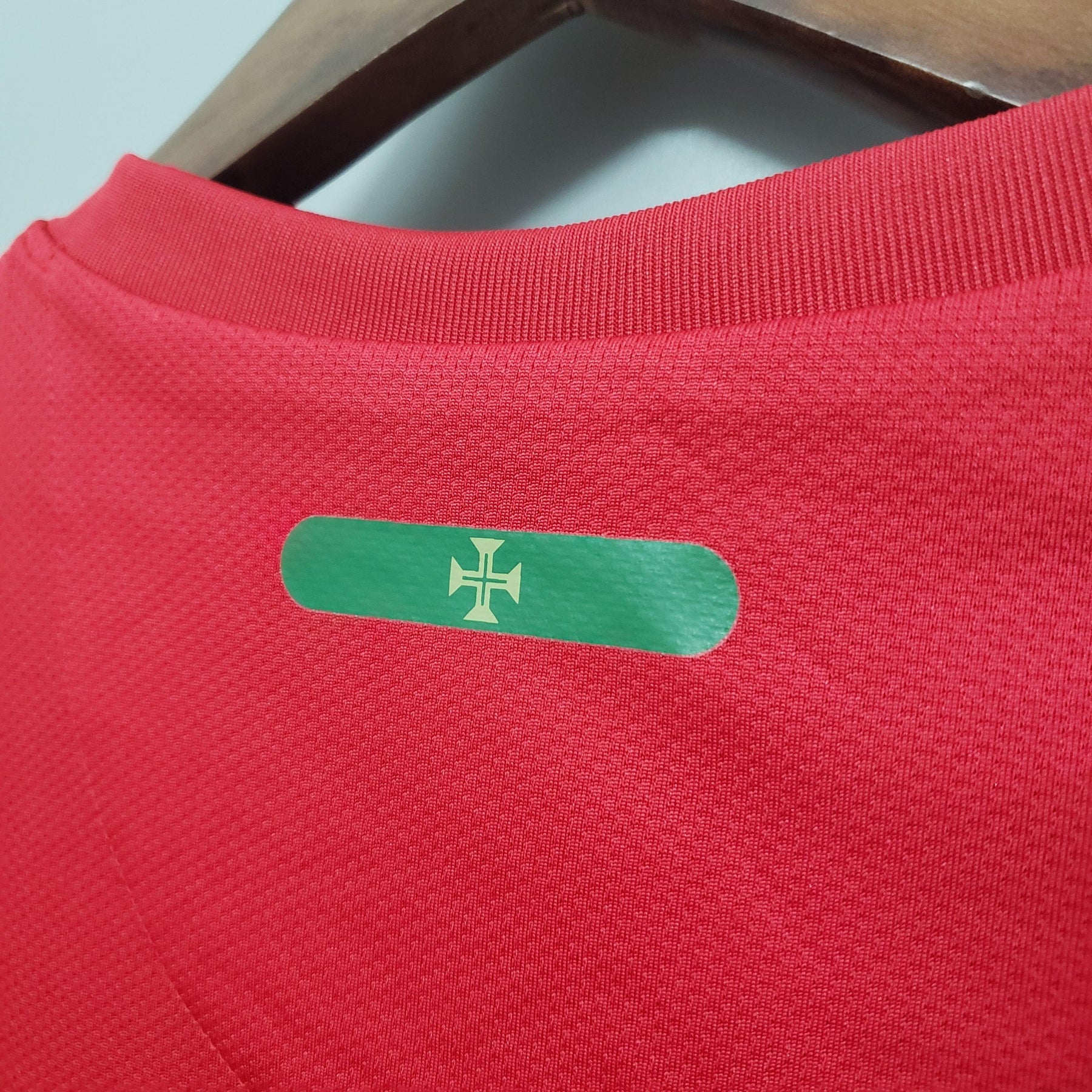 Camisola Retrô Seleção Portugal 2009/10 Home