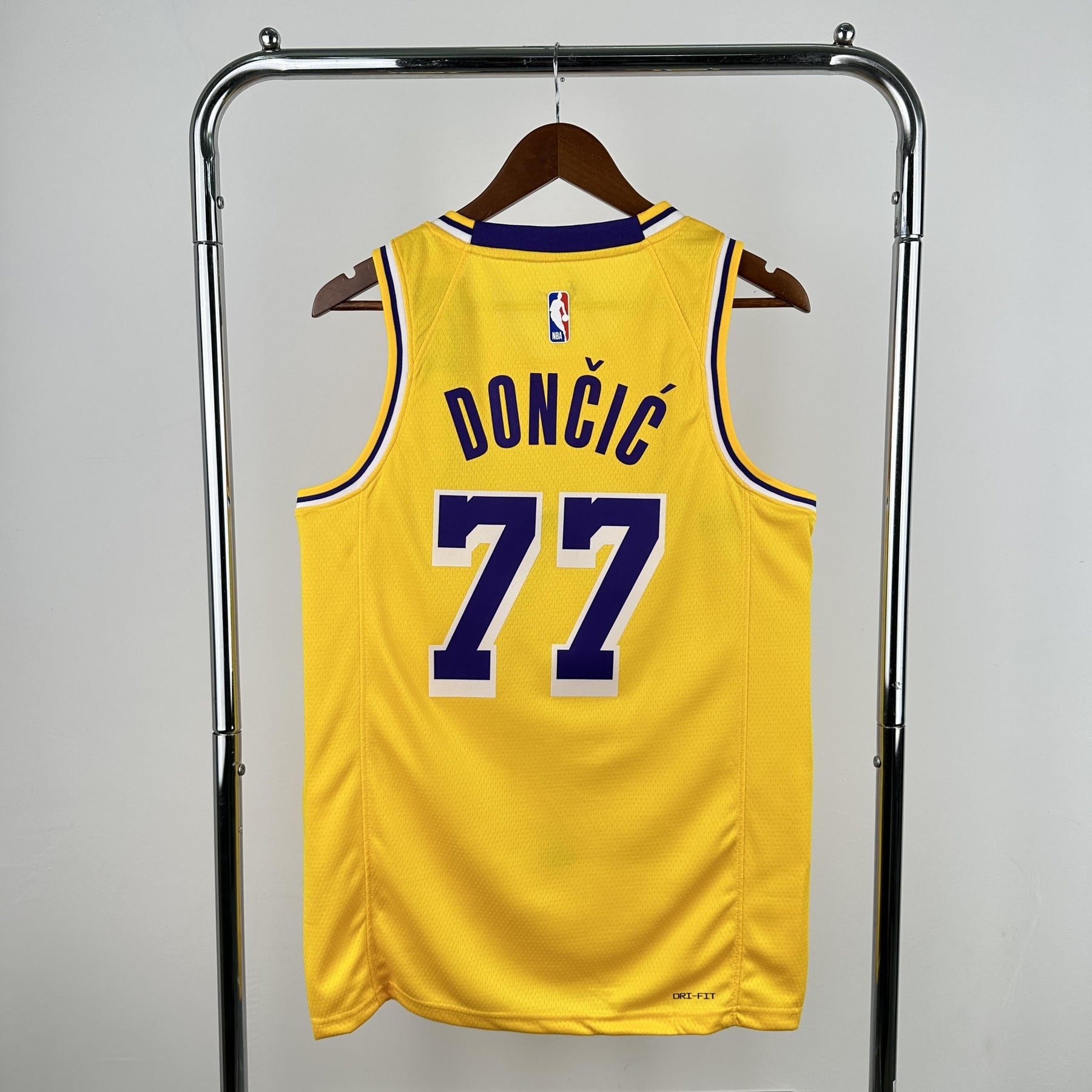 Camisola NBA Los Angeles Lakers Icon Edition Luka Dončić