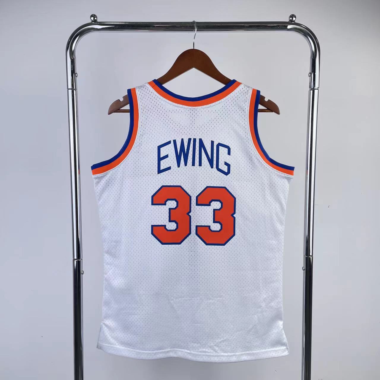 Camisola Mitchell & Ness New York Knicks Patrick Ewing 1985-86 Branca