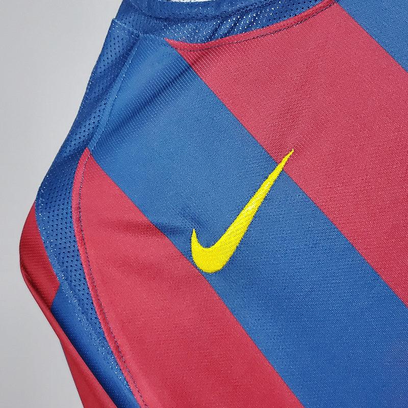 Camisola Barcelona Retrô 2006 Azul e Vermelha - Nike