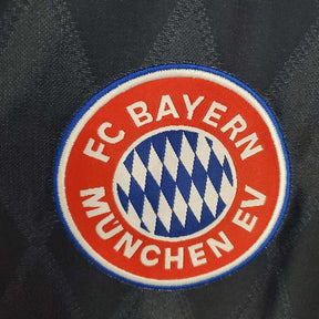 Camisola Bayern Retrô 1997/1999 Preta e Vermelha - Adidas