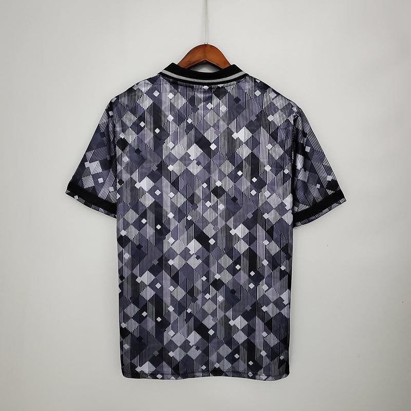 Camisola Inglaterra Retrô 1990 Preta e Branca - Umbro