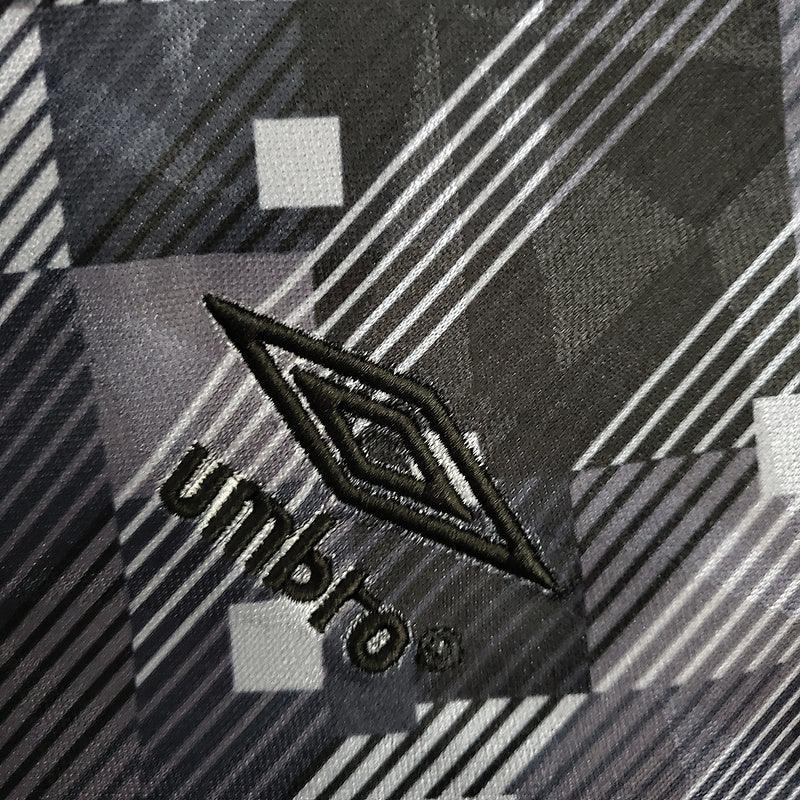 Camisola Inglaterra Retrô 1990 Preta e Branca - Umbro