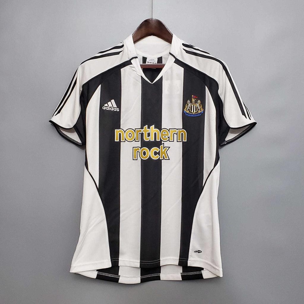 Camisola Newcastle Retrô 2005/2006 Preta e Branca