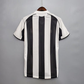Camisola Newcastle Retrô 2005/2006 Preta e Branca