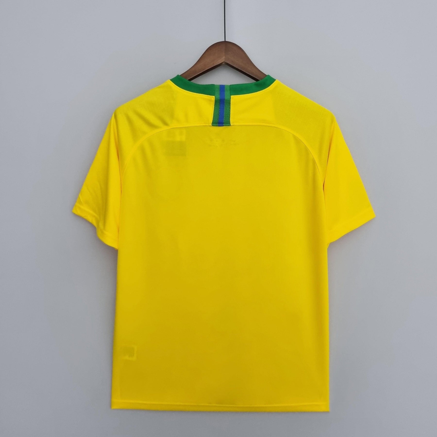 Camisola Seleção Brasileira Retrô 2008 Amarela - Nike