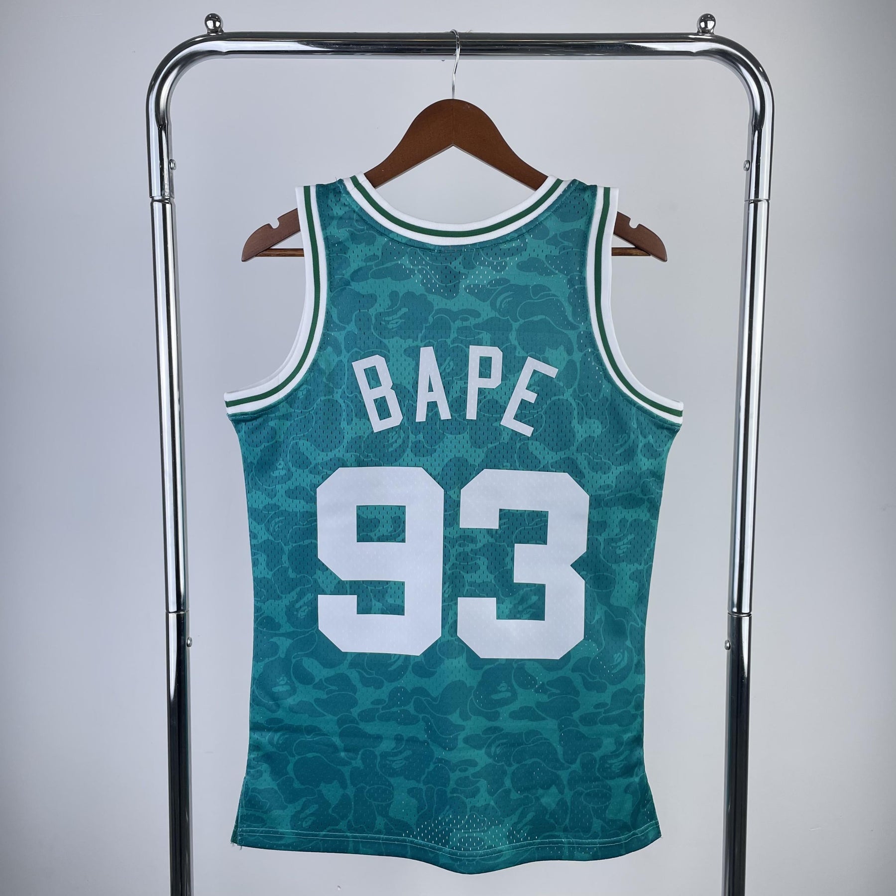 Camisola Mitchell & Ness x BAPE - Boston Celtics