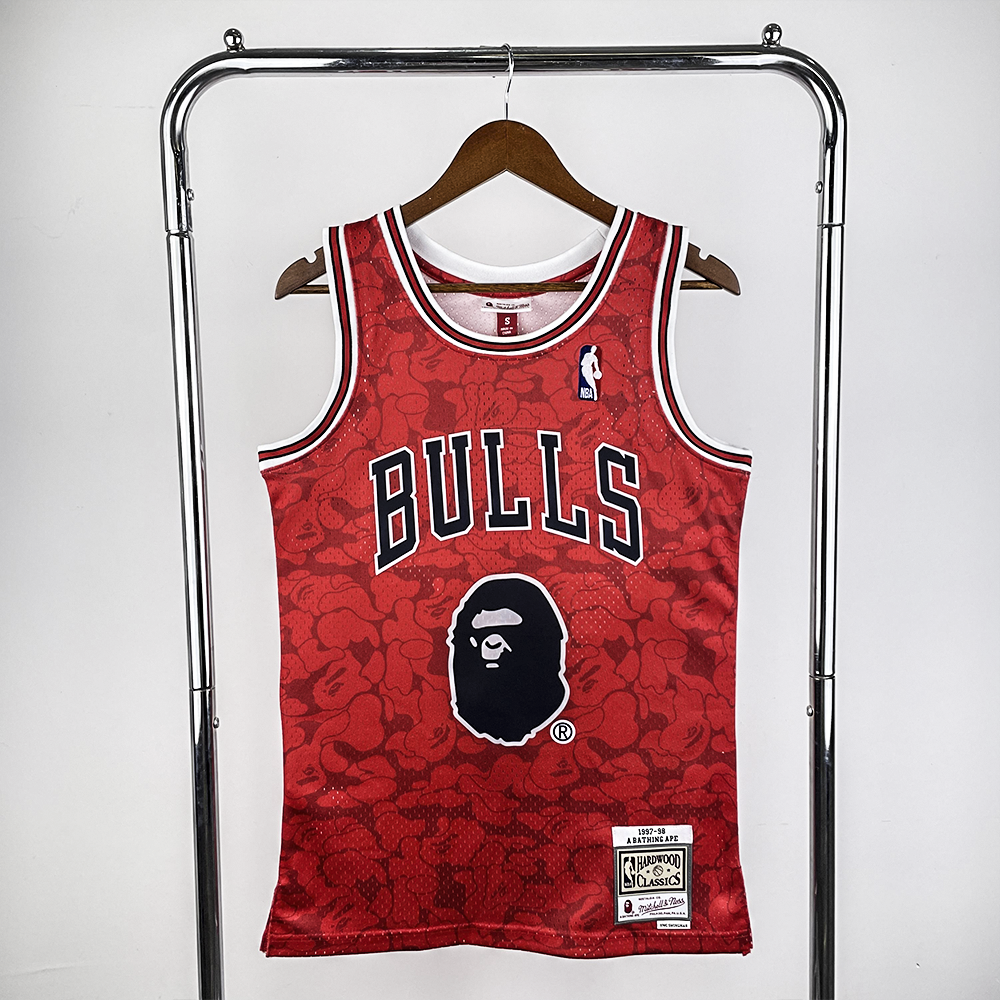 Camisola Mitchell & Ness x BAPE - Chicago Bulls